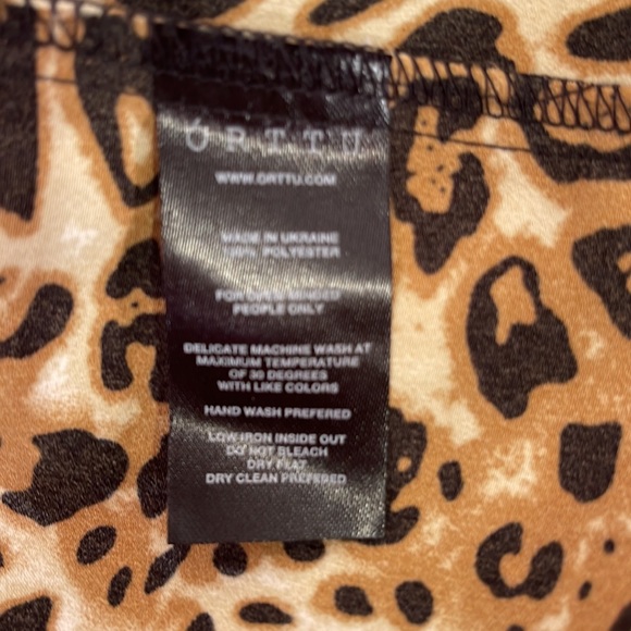 Orttu Leopard Shirt for Men. Size L Daringly Sexy - Picture 12 of 15